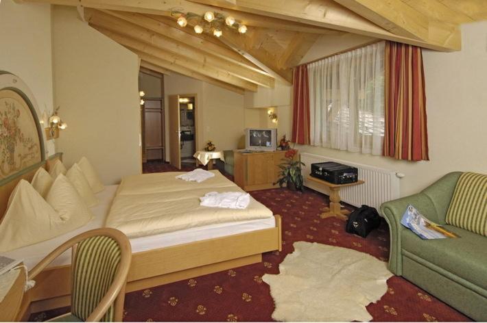 Hotel Jagdhof Ramsau am Dachstein Pokój zdjęcie