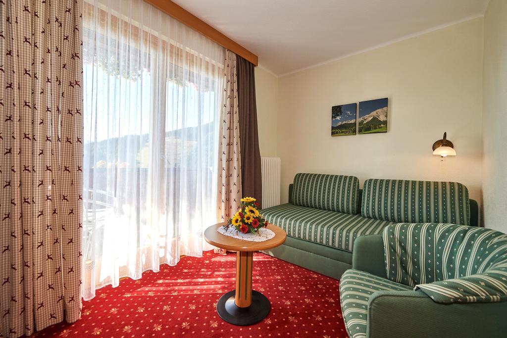 Hotel Jagdhof Ramsau am Dachstein Zewnętrze zdjęcie